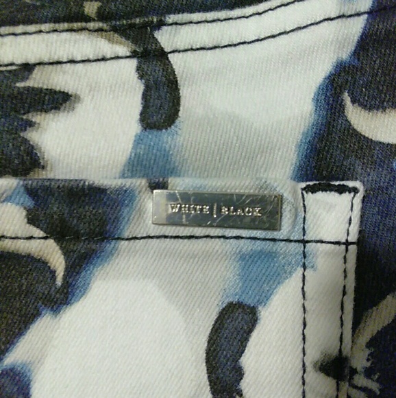 White Housqwe Black Market Floral Print Slim Ankle - Picture 6 of 7